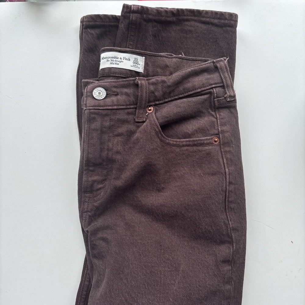Abercrombie & Fitch Brown 90s Straight  Mid Rise Jeans